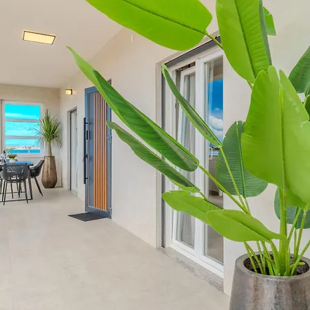 Апартаменты Design Dijan *