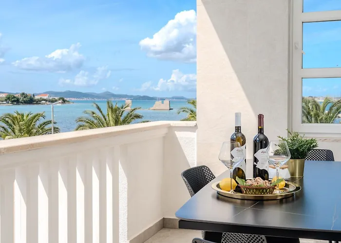 Design Dijan Апартаменты