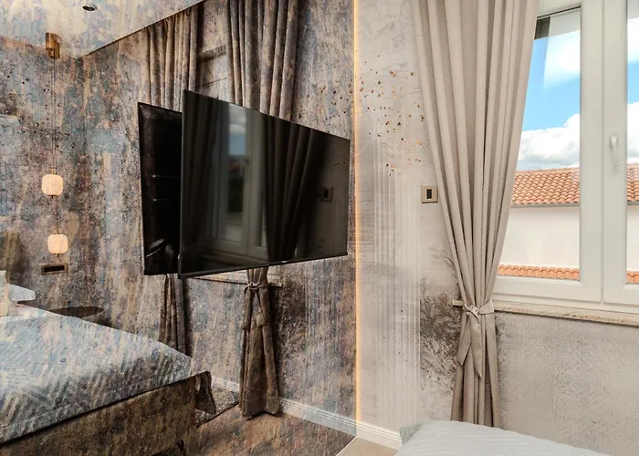 Design Dijan * Сукошан