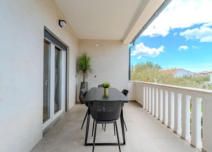 Design Dijan Апартаменты