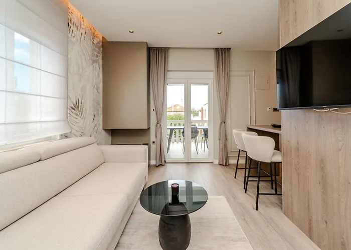 Design Dijan * Сукошан