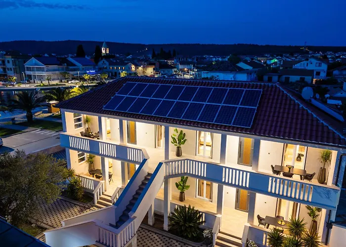 Апартаменты Design Dijan Сукошан